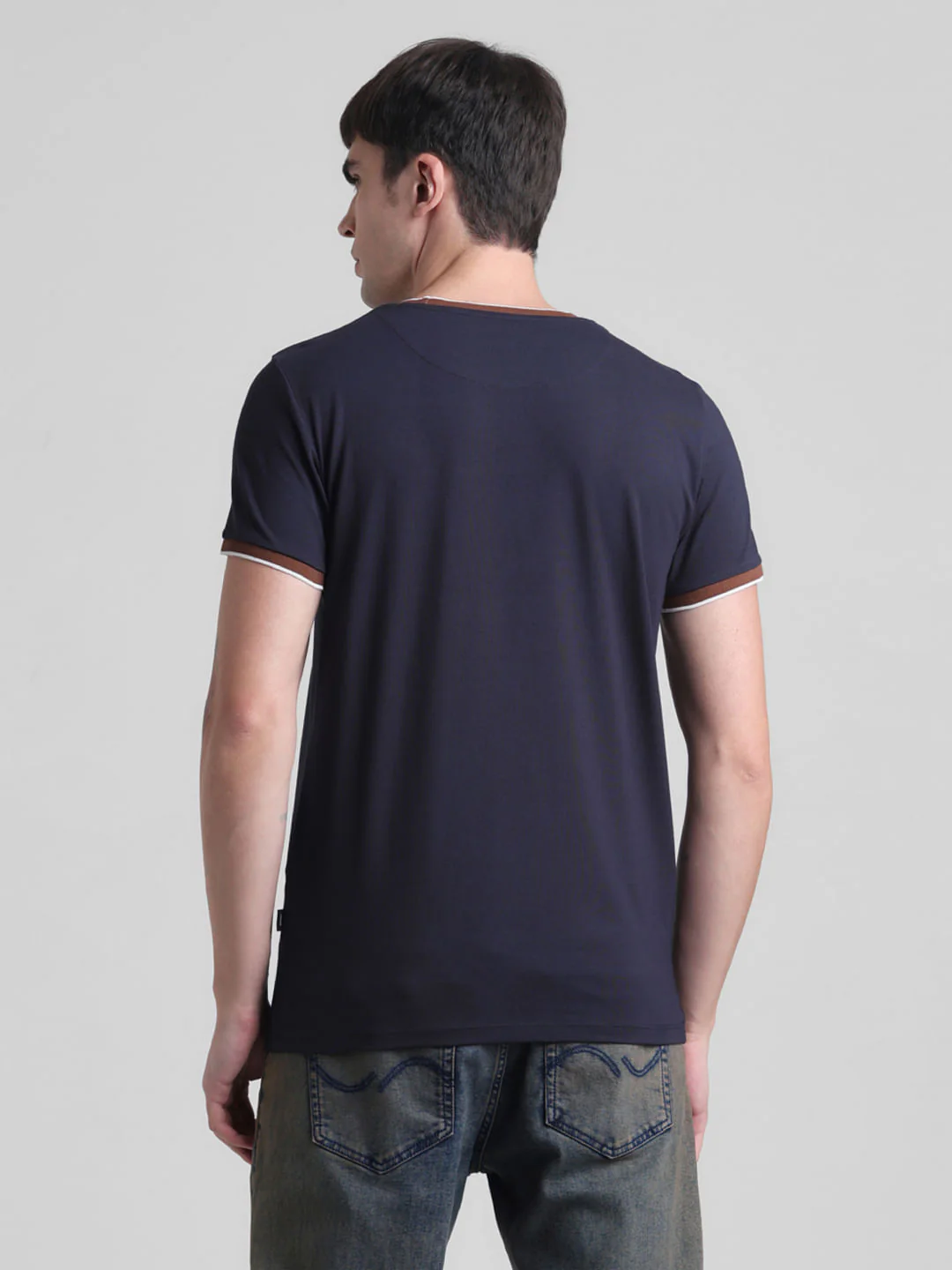 Blue Contrast Tipping Crew Neck T-shirt - Image 4