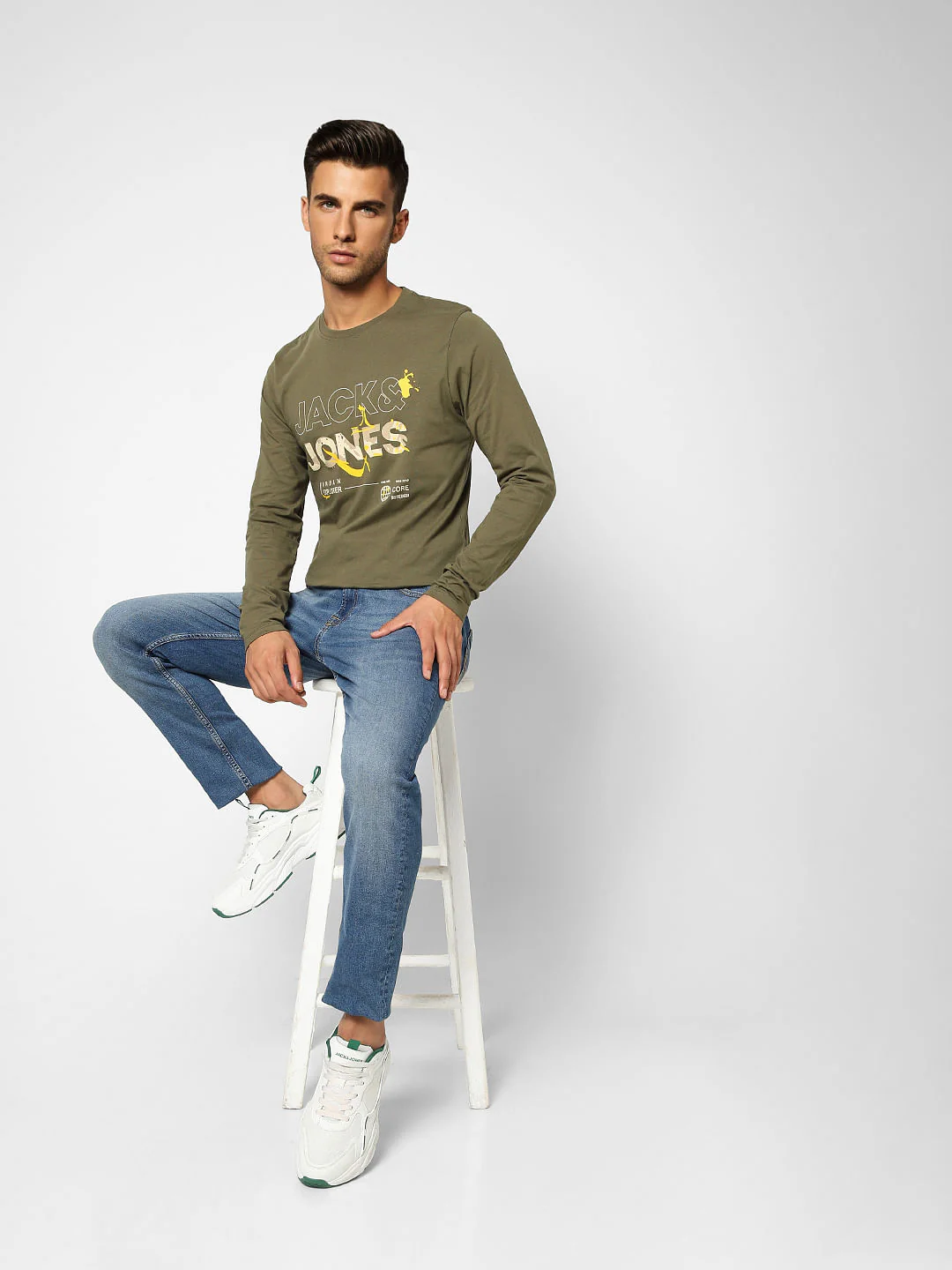 Olive Logo Print Crew Neck T-shirt