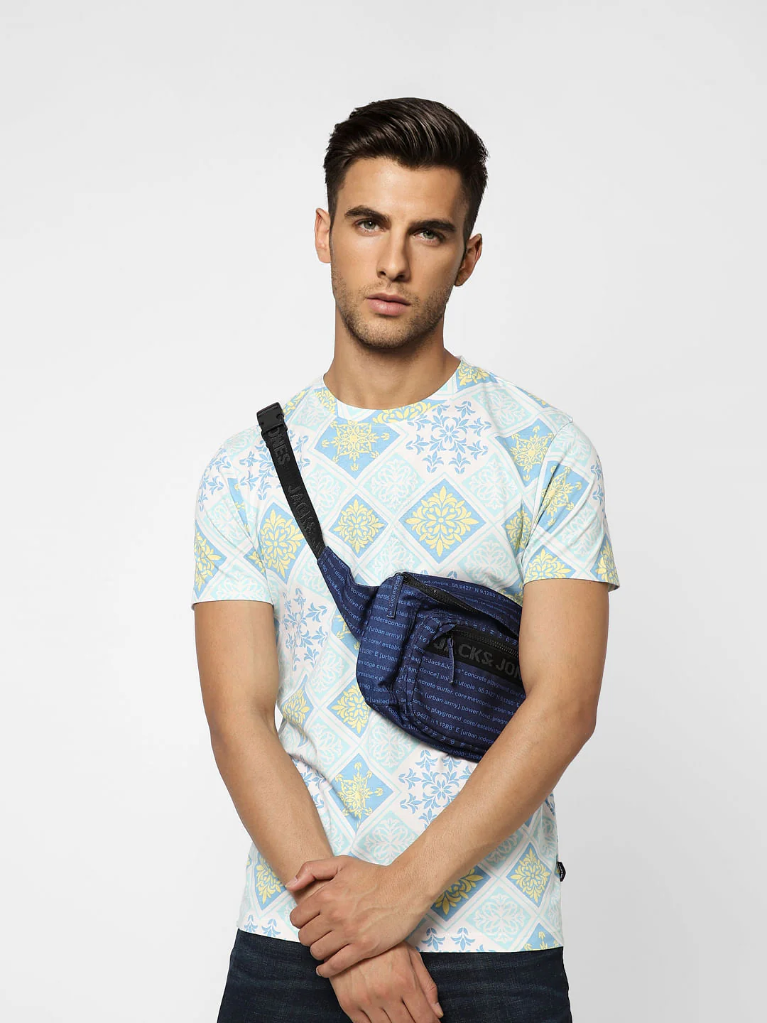 White Abstract Print Crew Neck T-shirt
