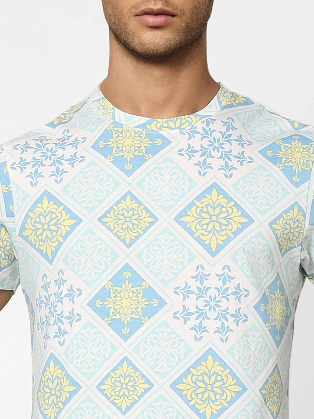 White Abstract Print Crew Neck T-shirt - Image 5