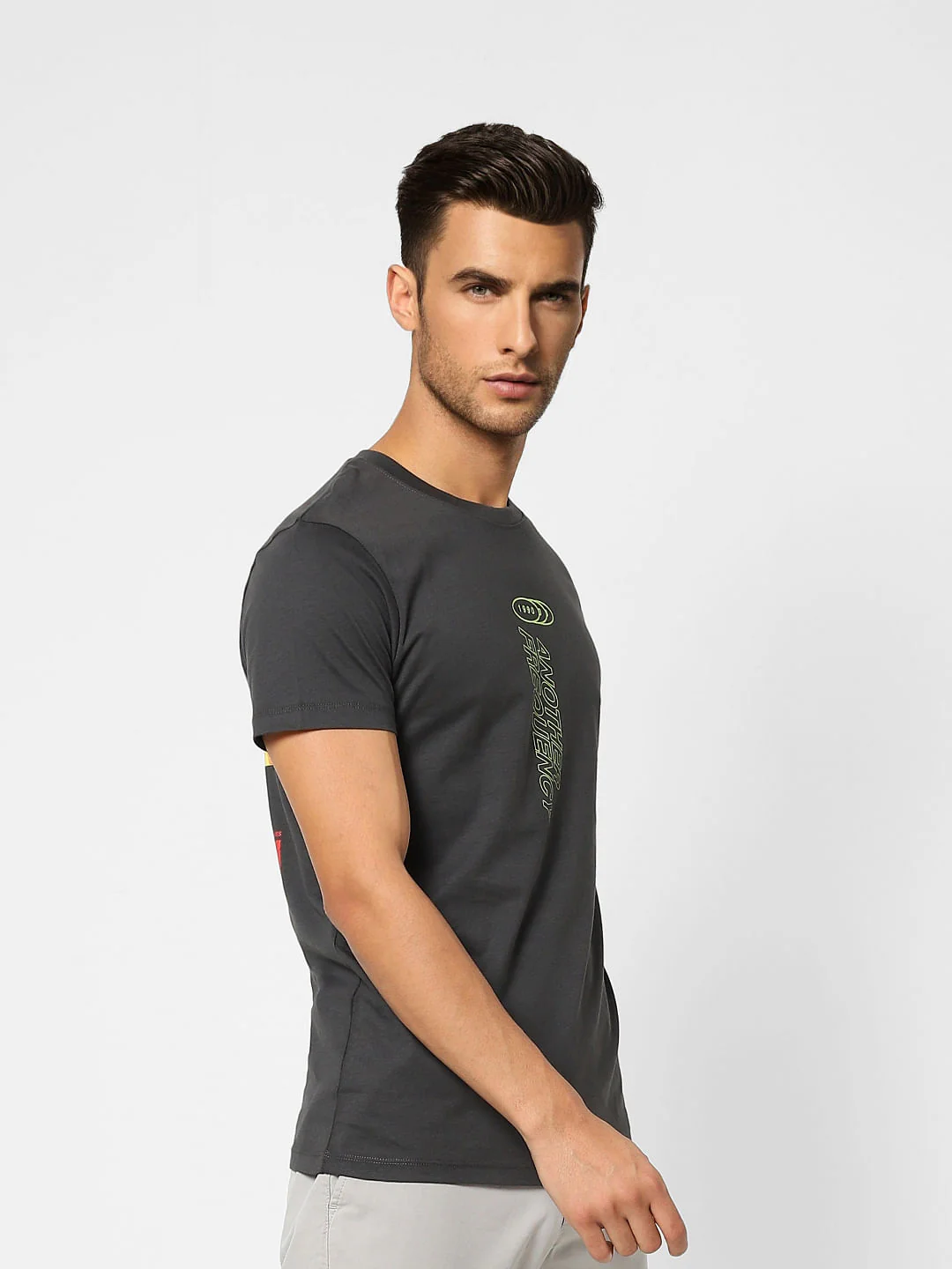 Black Graphic Print Crew Neck T-shirt - Image 3