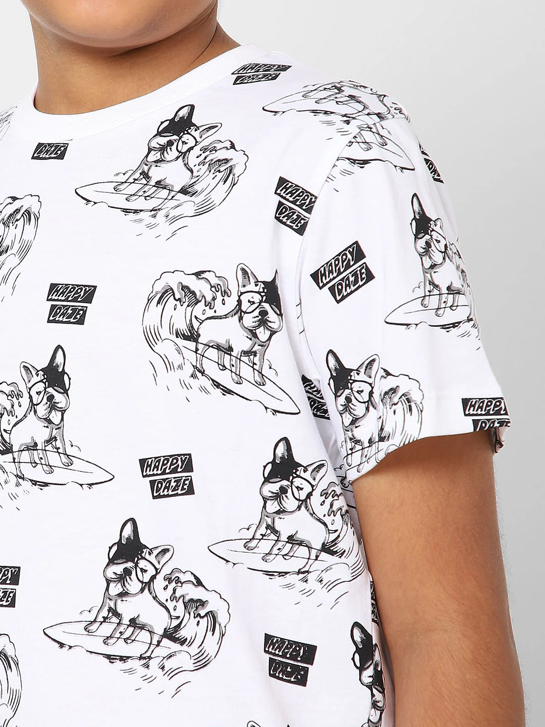 Boys White Printed Crew Neck T-shirt - Image 5