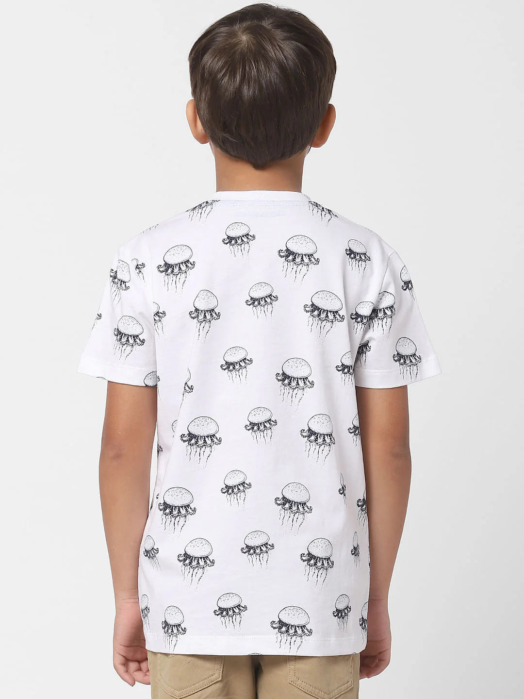 Boys White Jellyfish Print Crew Neck T-shirt - Image 3