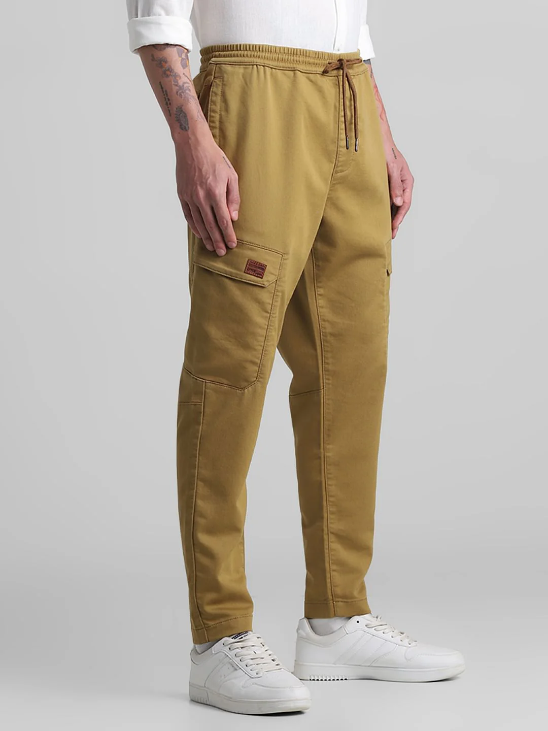 Khaki Mid Rise Cargo Pants - Image 2
