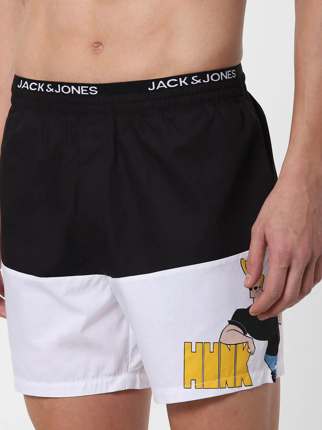 X Johnny Bravo White Colourblocked Boxers - Image 4