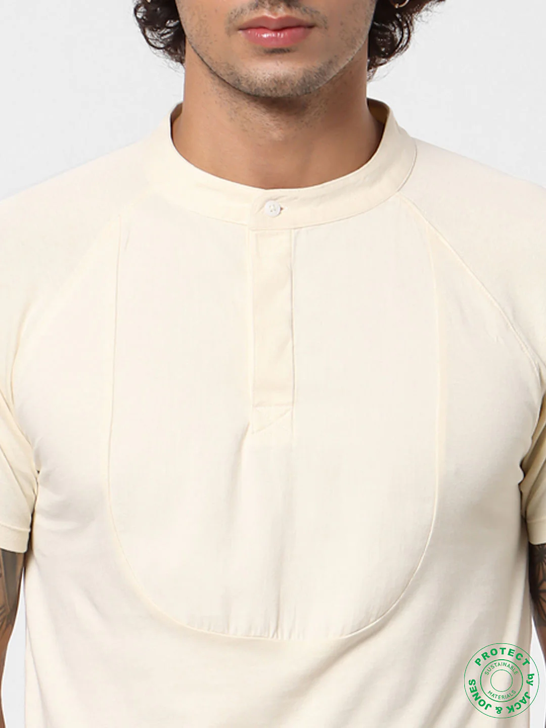 White Short Sleeves Henley Neck T-shirt - Image 5