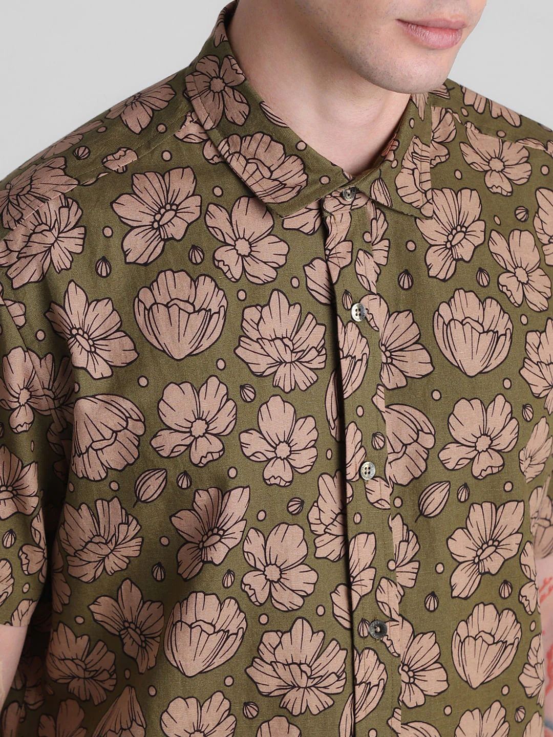 Green Floral Short Sleeves Shirt - Image 5