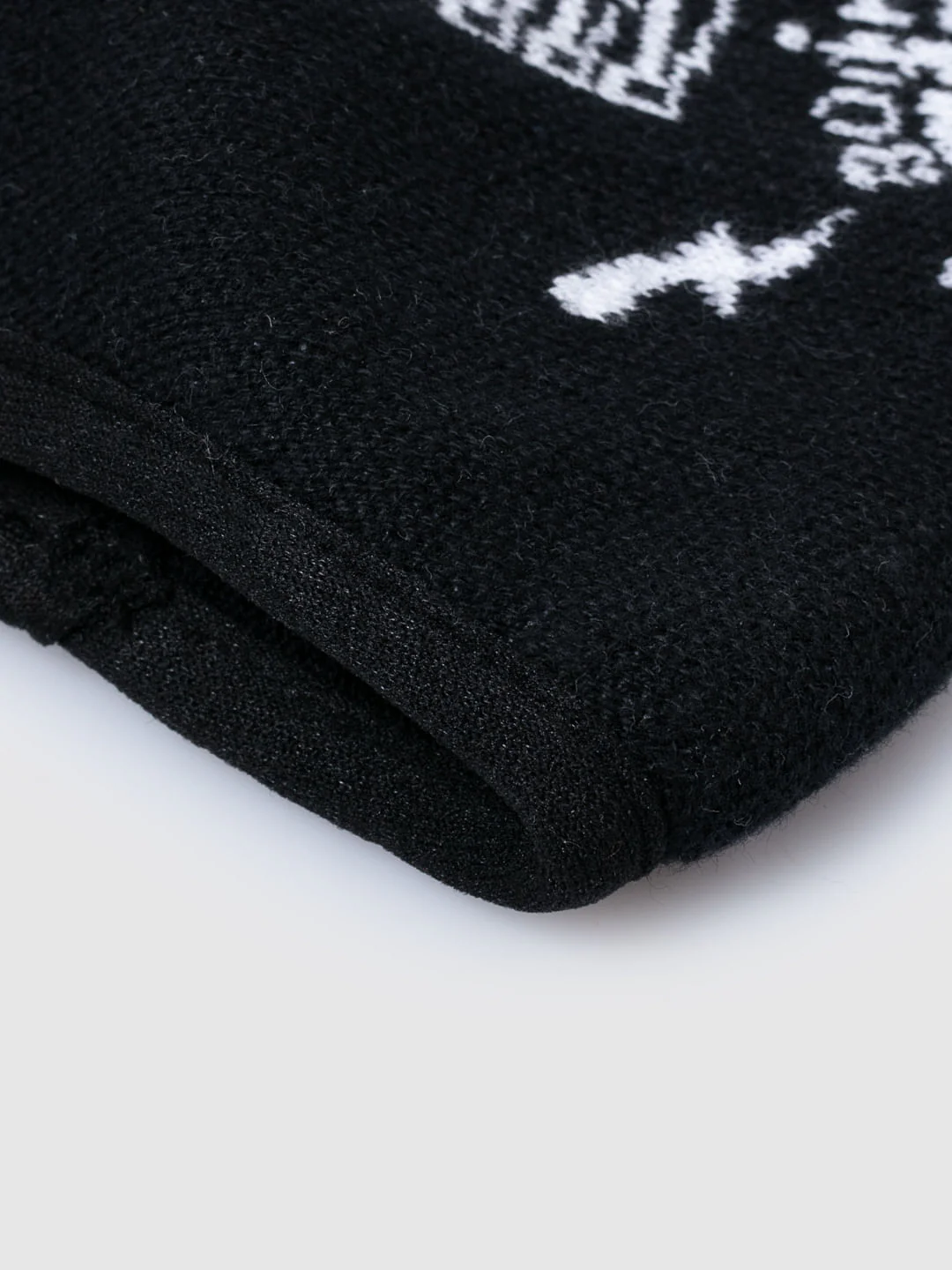 Black Typographic Print Knit 3PLY Mask - Image 5