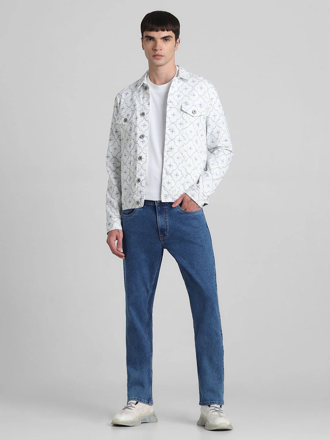 White Embroidered Co-ord Set Jacket - Image 6