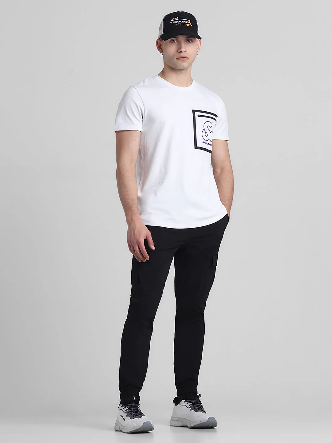 Black Mid Rise Slim Fit Cargos - Image 5