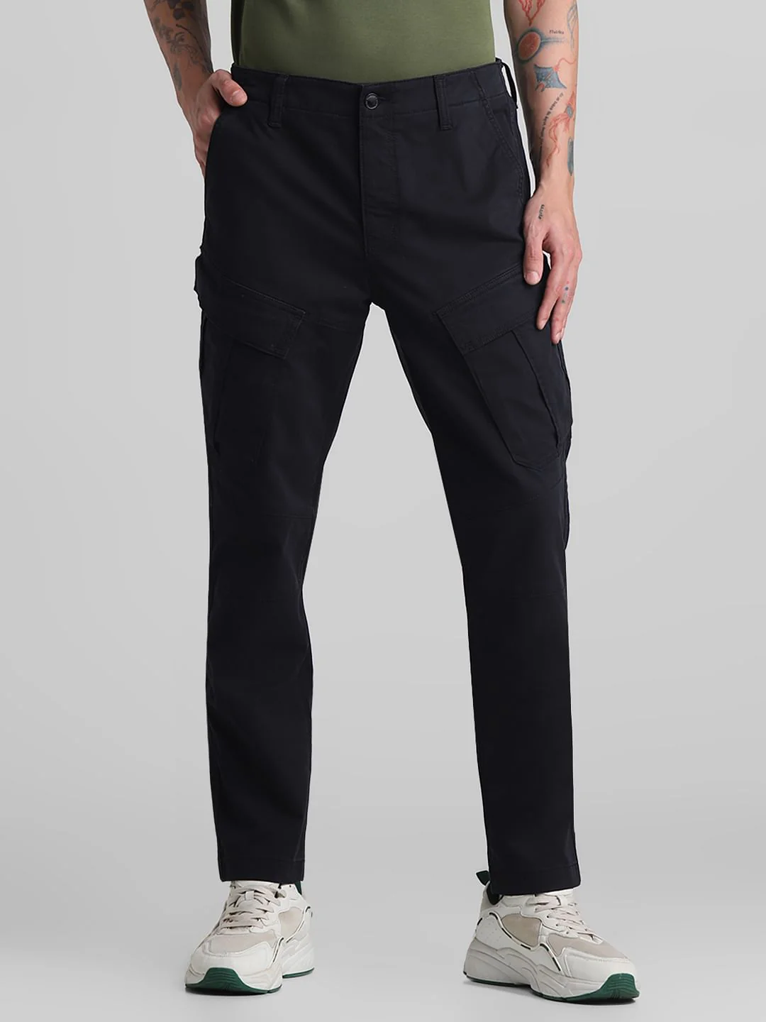 Black Mid Rise Cargo Pants