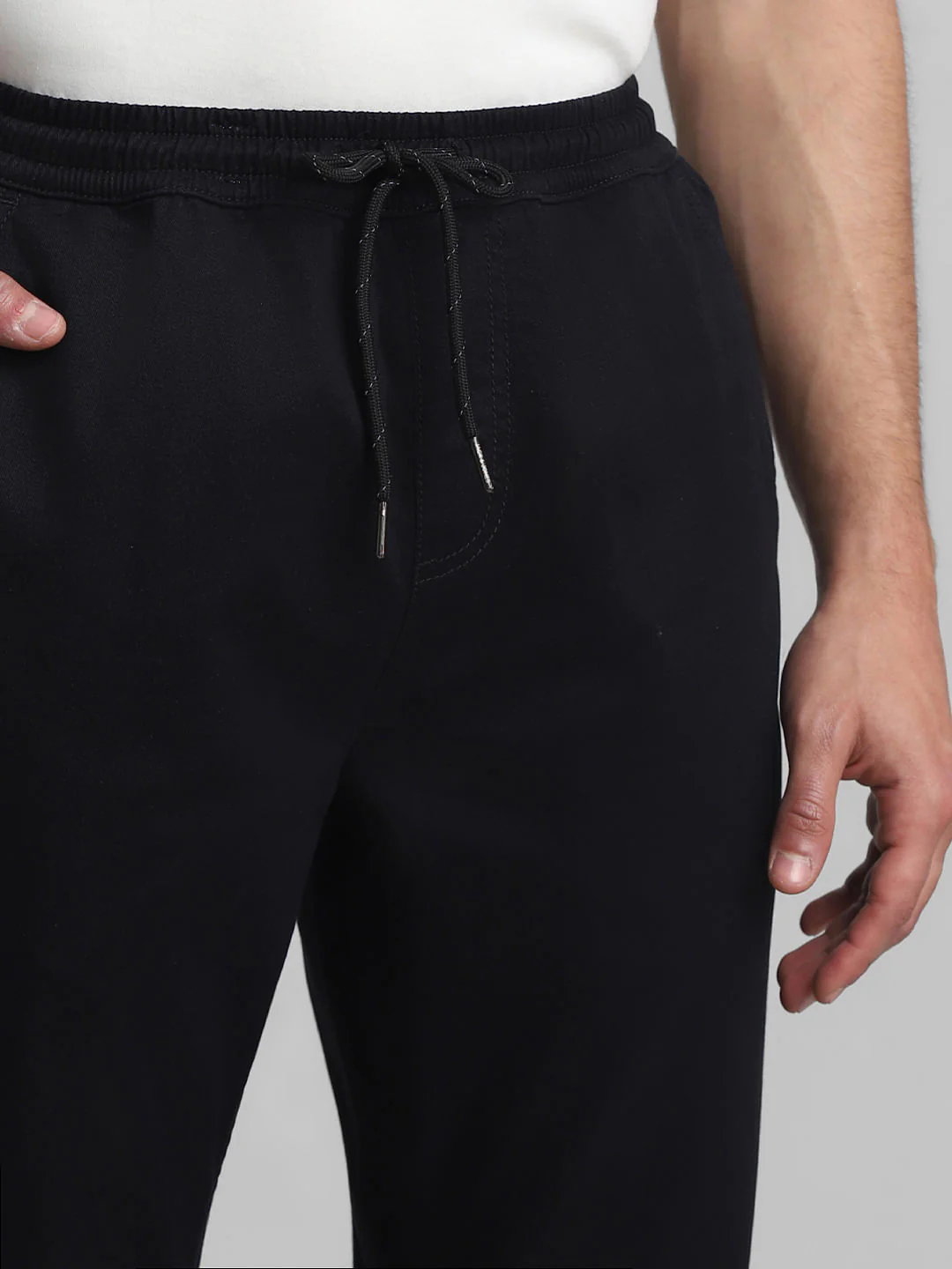 Black Mid Rise Casual Pants - Image 4
