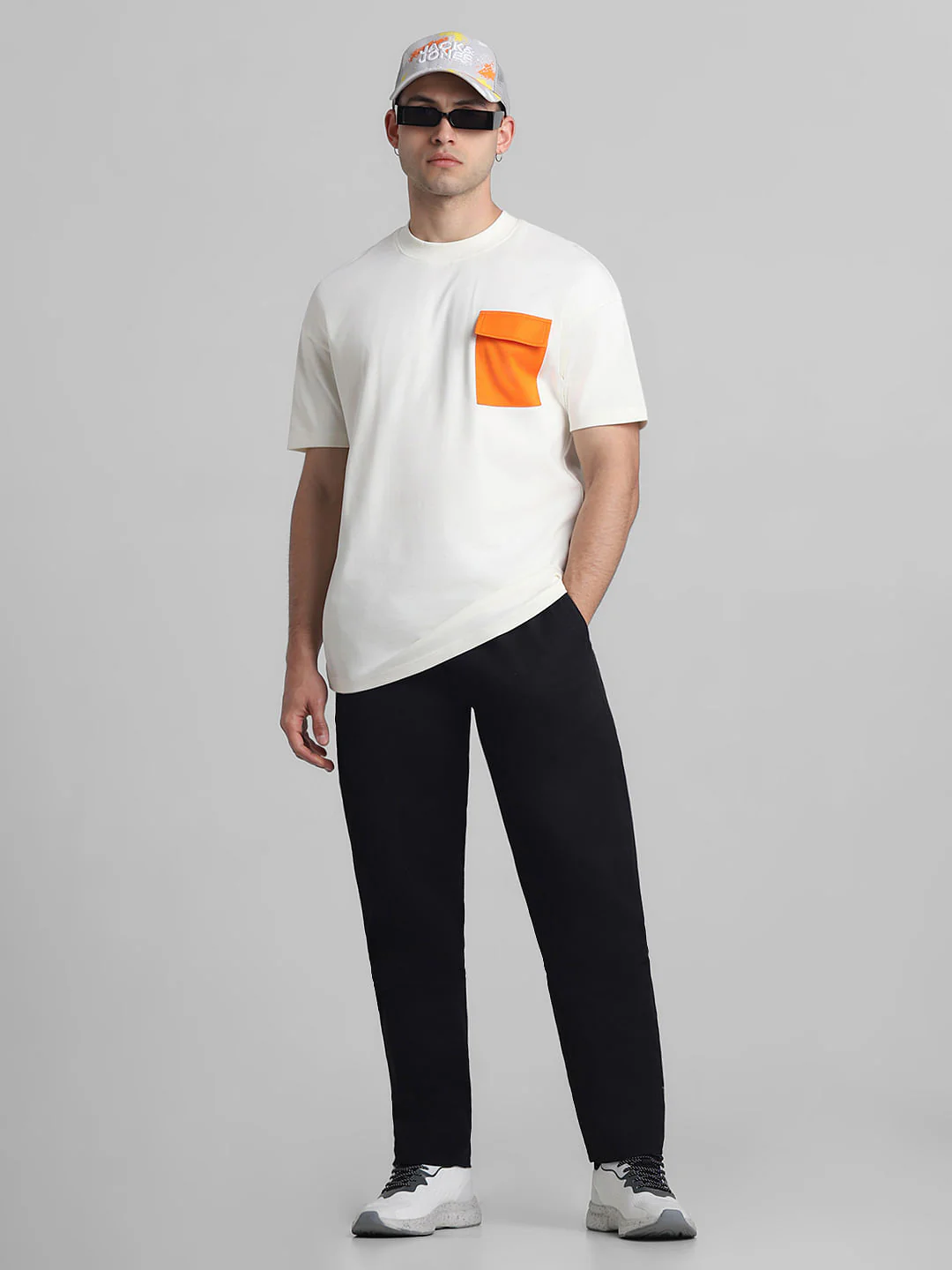 Black Mid Rise Casual Pants - Image 6