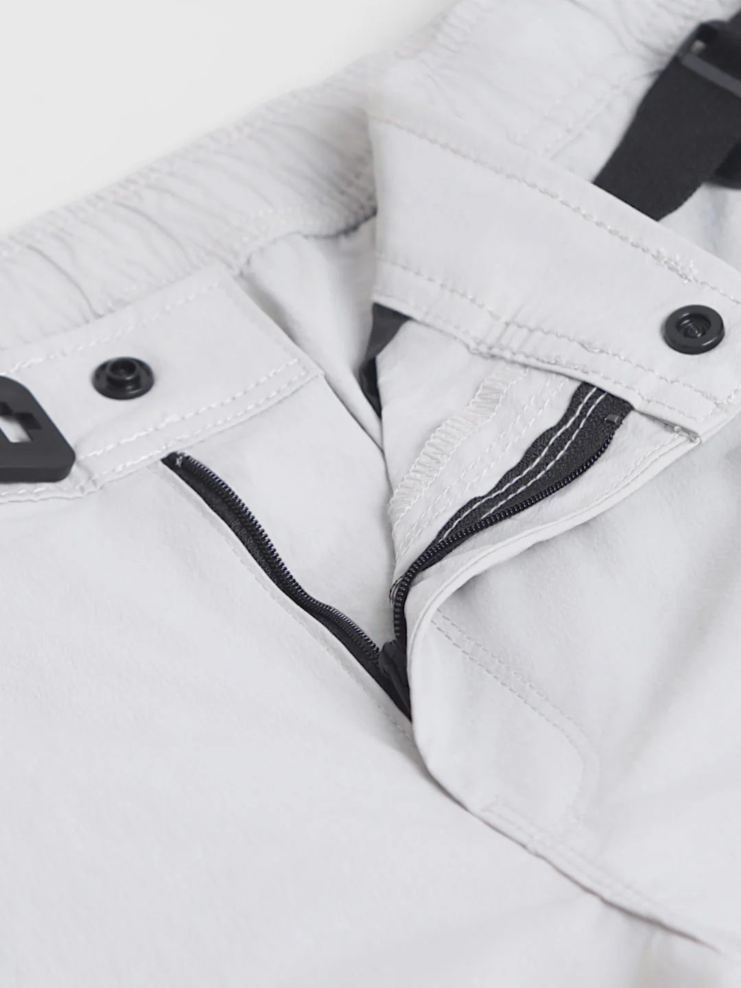 Grey Low Rise Cargo Shorts - Image 5