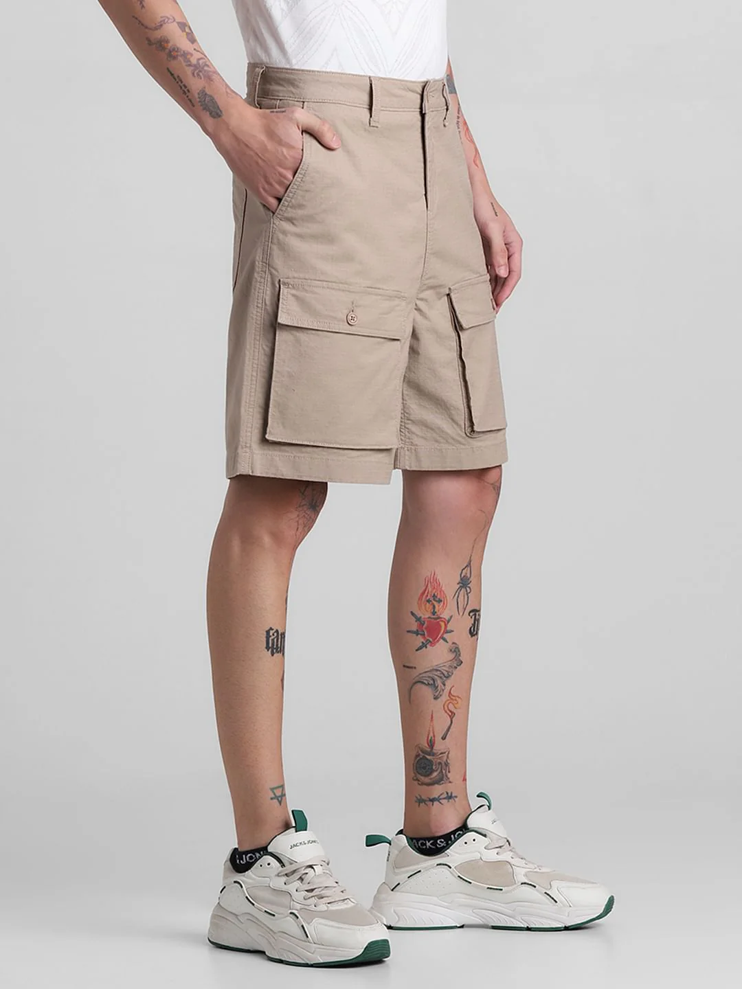 Khaki Low Rise Slim Fit Cargo Shorts - Image 2