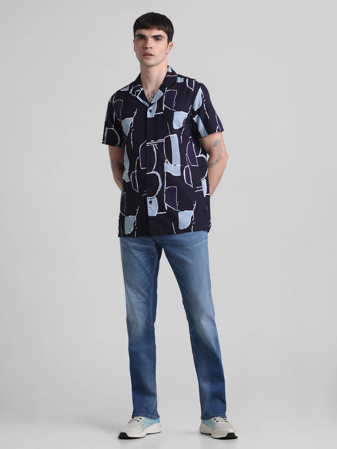 Blue Printed Short Sleeves Shirt - Image 6