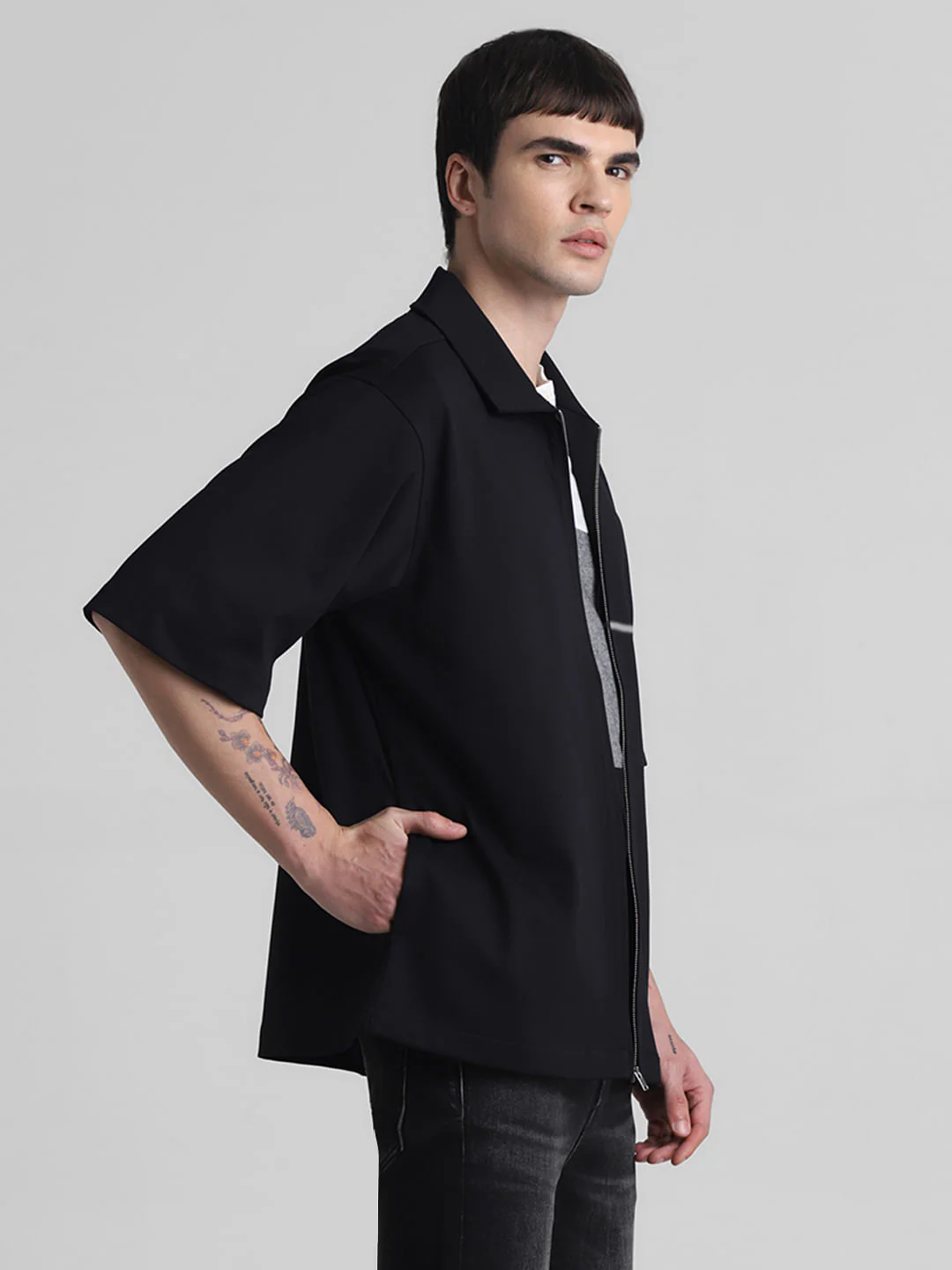 Black Zip-Up Oversized Short Sleeves Shirt - Image 3