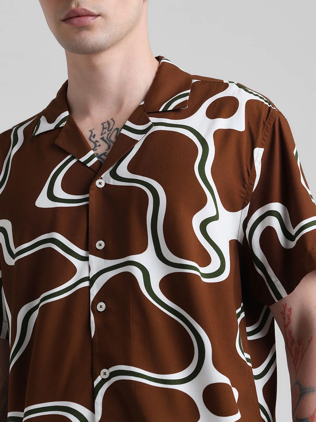 Brown Printed Short Sleeves Shirt - Image 5