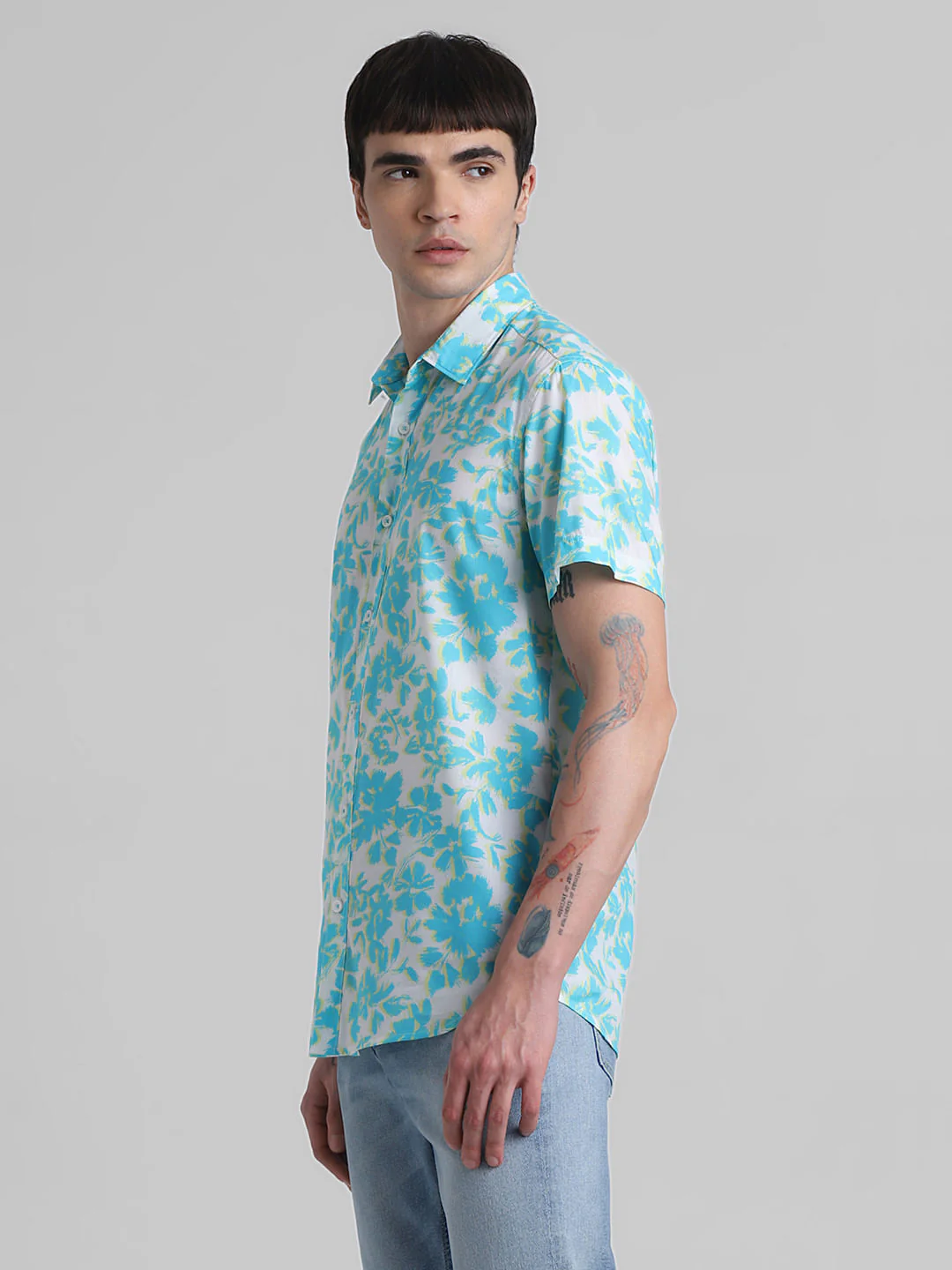Blue Floral Short Sleeves Shirt - Image 3