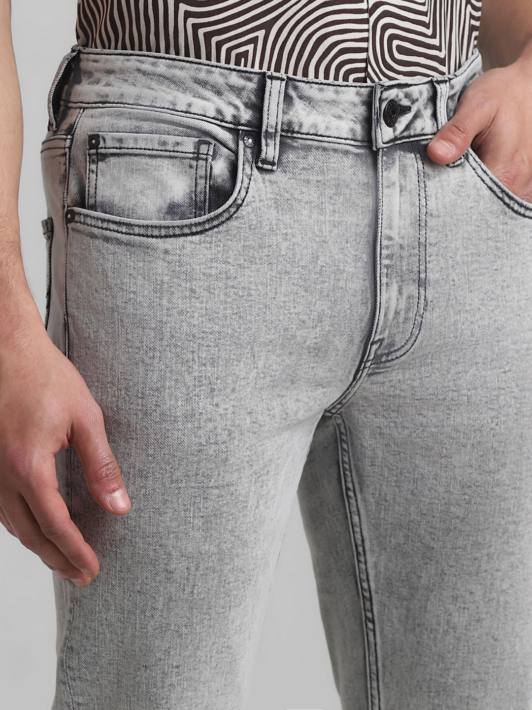 Grey Low Rise Tim Anti Fit Jeans - Image 4