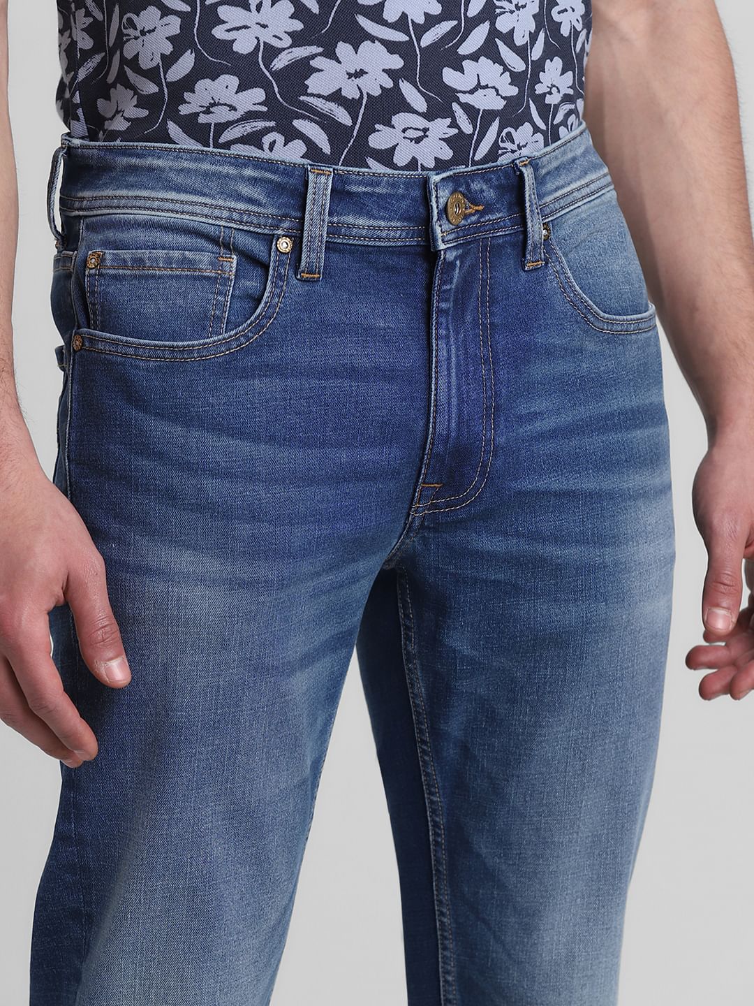 Blue Low Rise Tim Anti Fit Jeans - Image 4