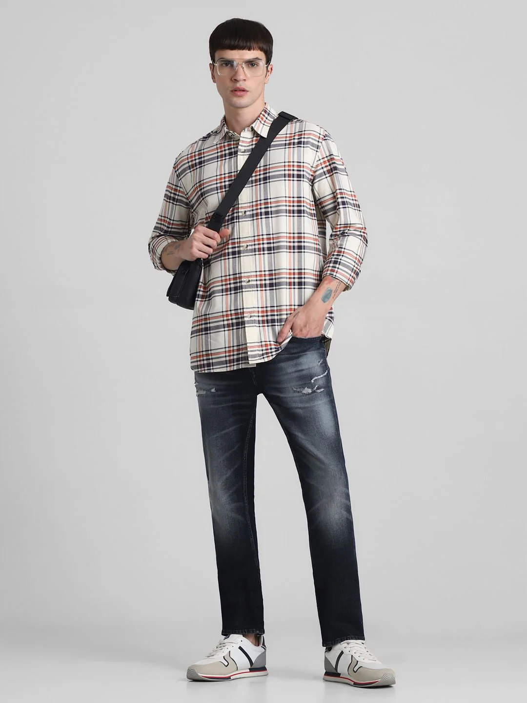 Dark Blue Mid Rise Distressed Regular Fit Jeans - Image 6