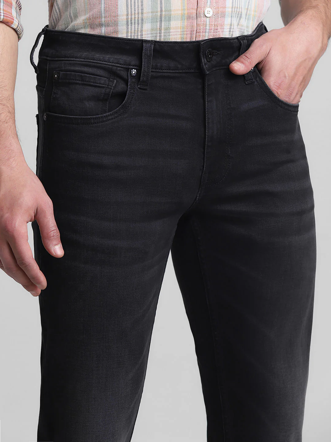 Black Mid Rise Clark Regular Fit Jeans - Image 4