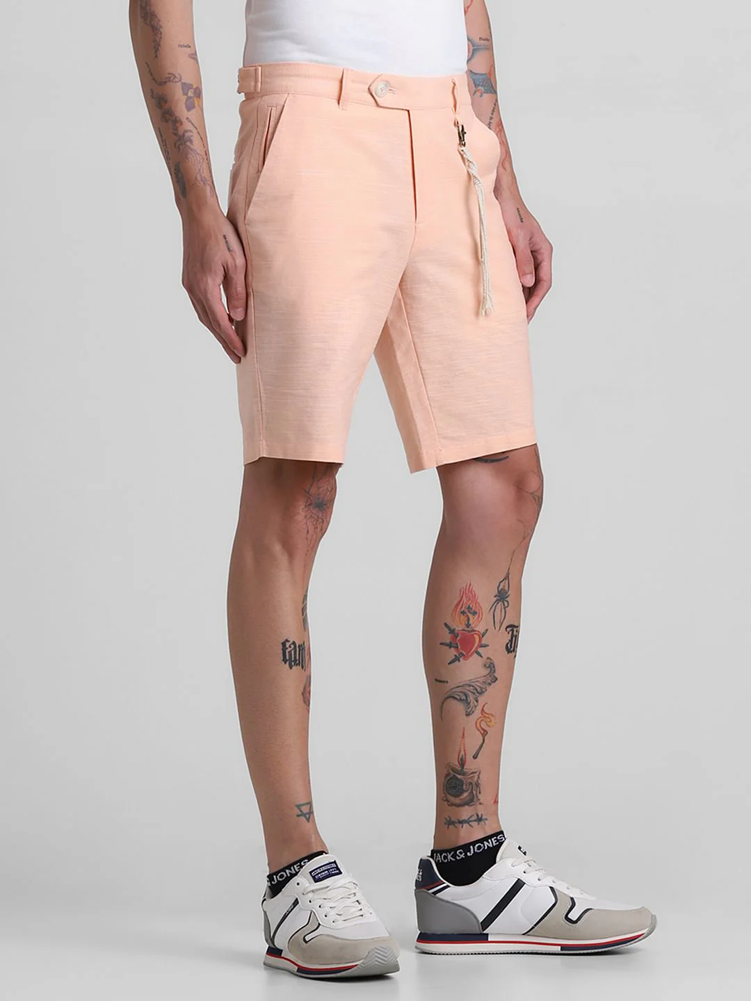 Coral Low Rise Linen Shorts - Image 2