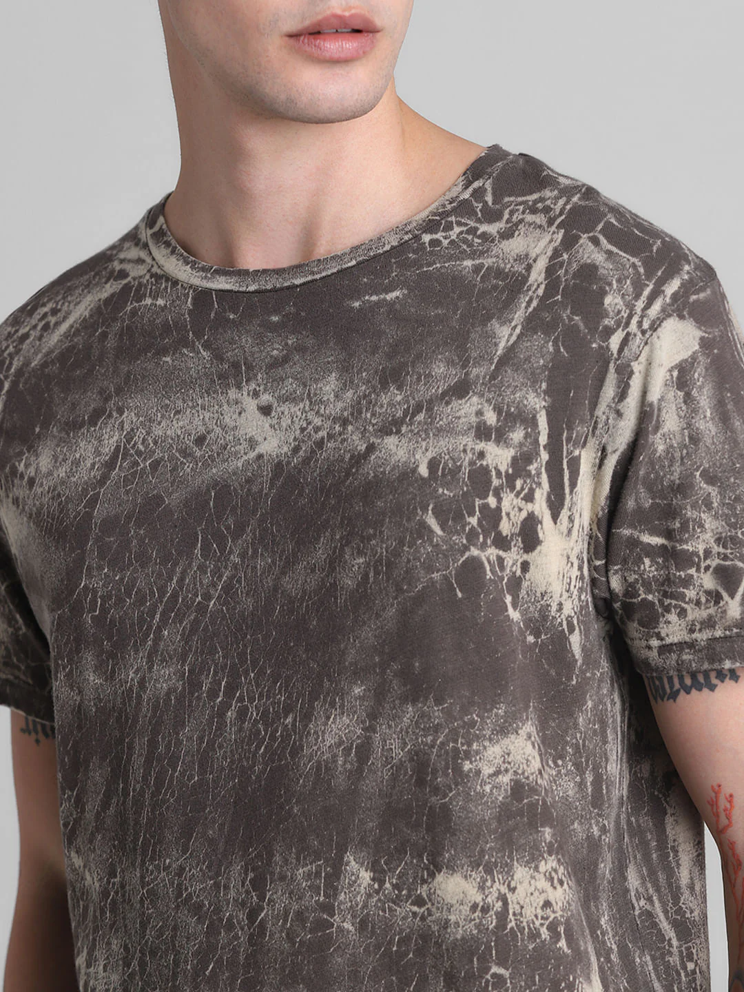 Black Printed Acid Washed T-shirt - Image 5