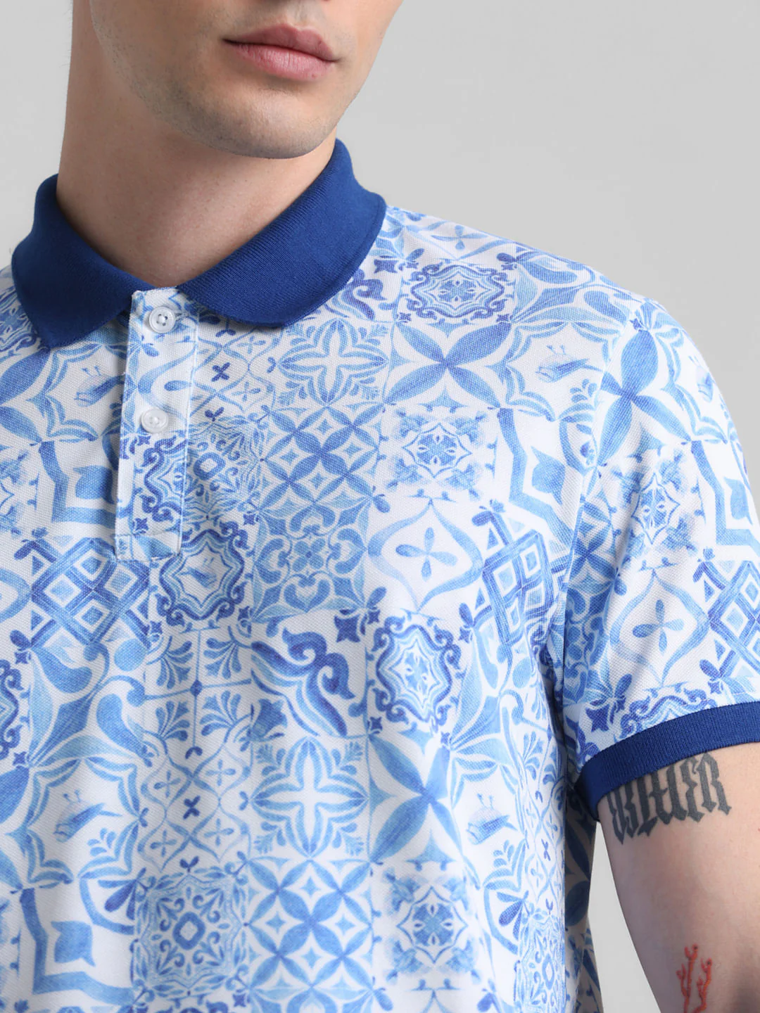 Light Blue Printed Polo T-shirt - Image 5