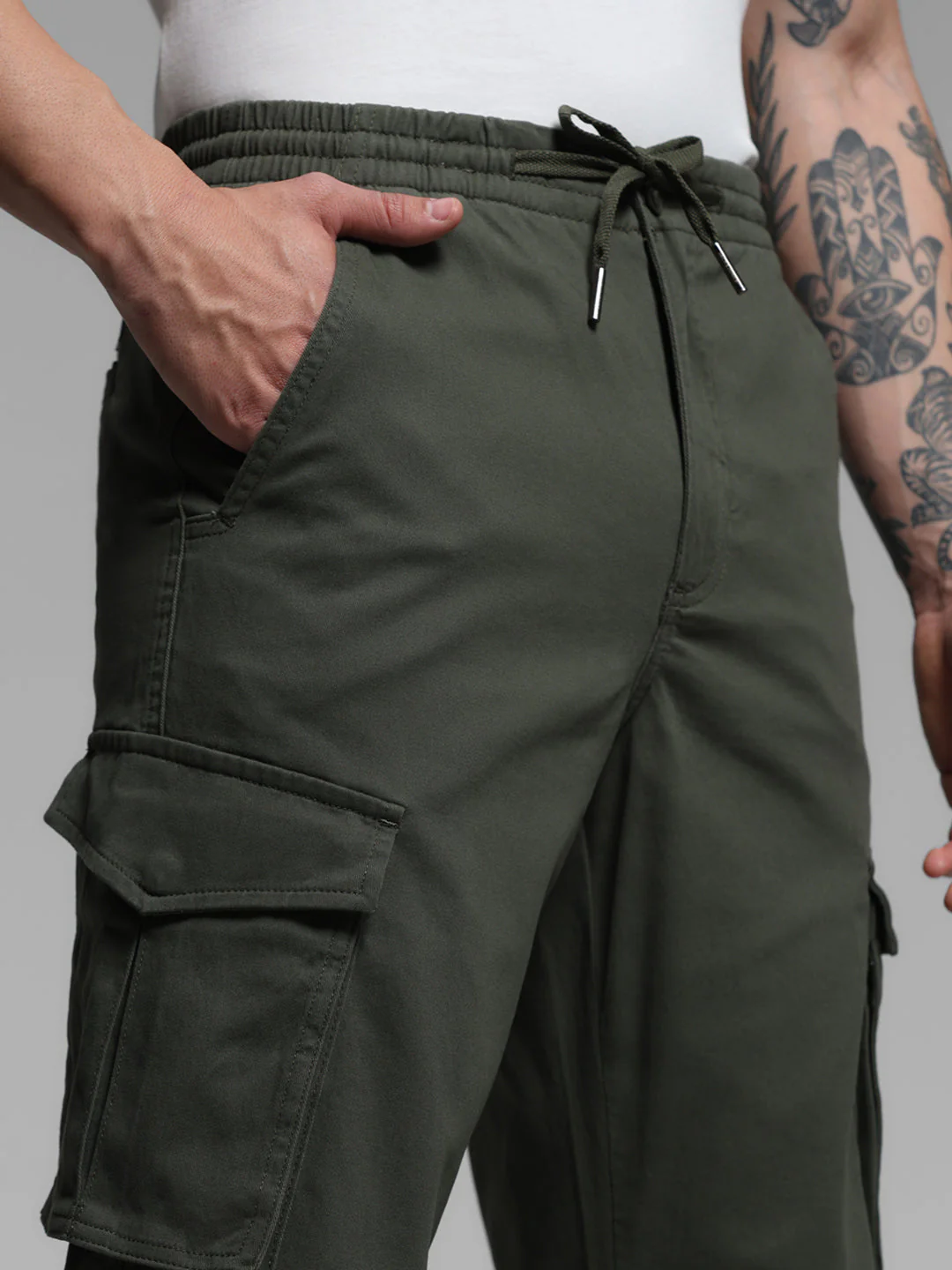 Mid Rise Kane Cargos - Olive - Image 4