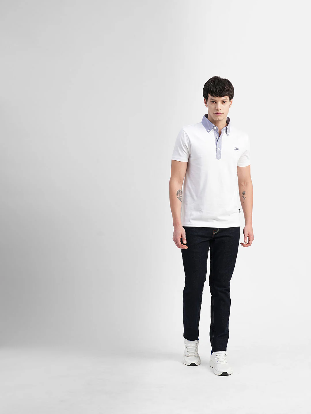 White Striped Collar Polo T-shirt - Image 6