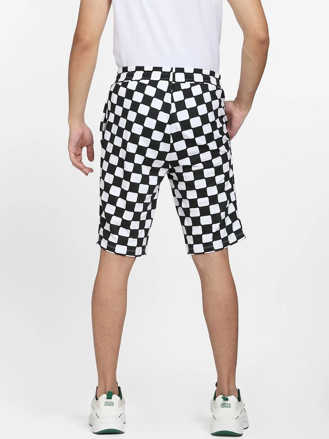 Minion White Mid Rise Co-ord Shorts - Image 4