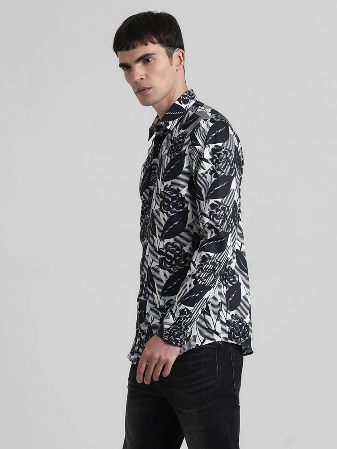 Black Abstract Print Full Sleeves Shirt - Image 3