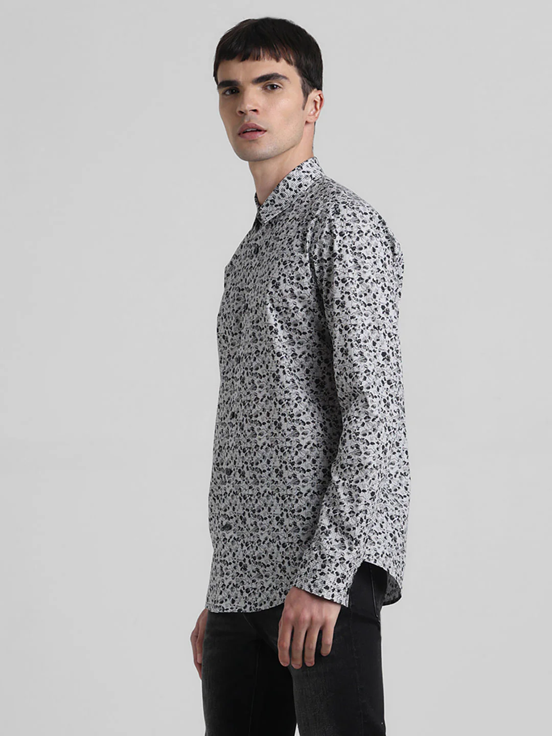 Black Floral Full Sleeves Shirt - Image 3