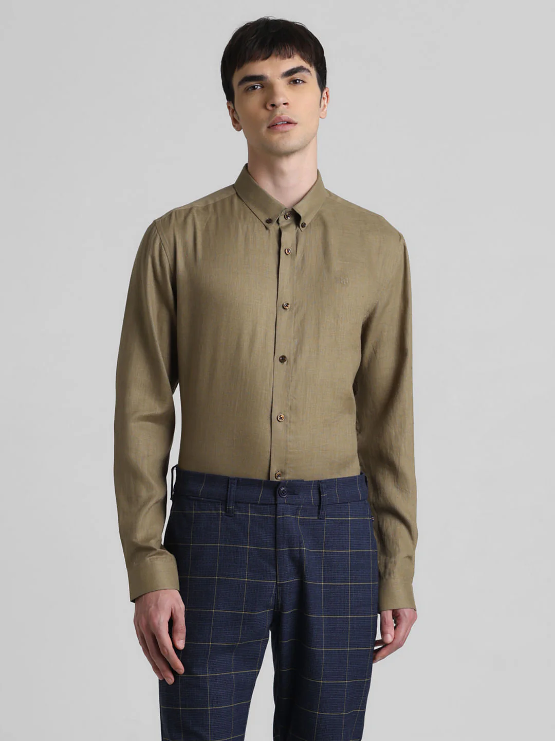 Green Linen Full Sleeves Shirt - Image 2