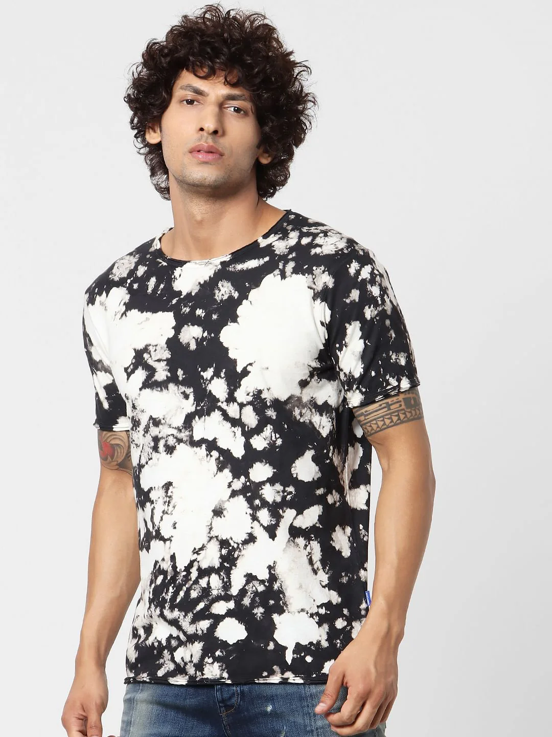 Black Tie Dye Crew Neck T-shirt - Image 2