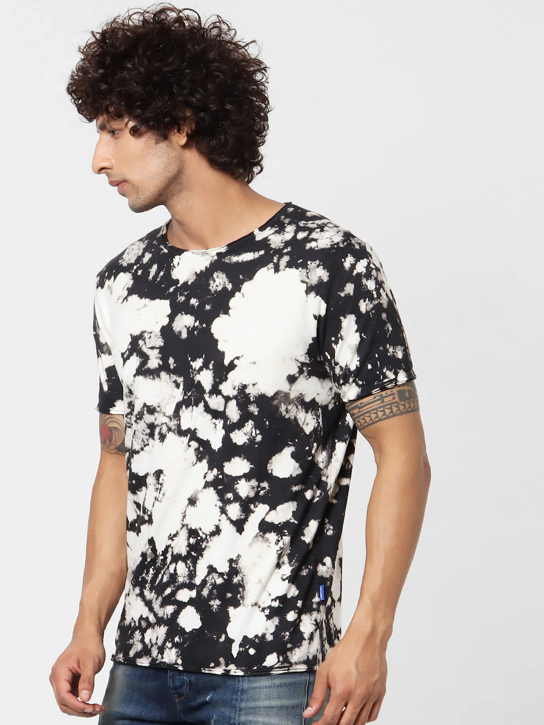 Black Tie Dye Crew Neck T-shirt - Image 3