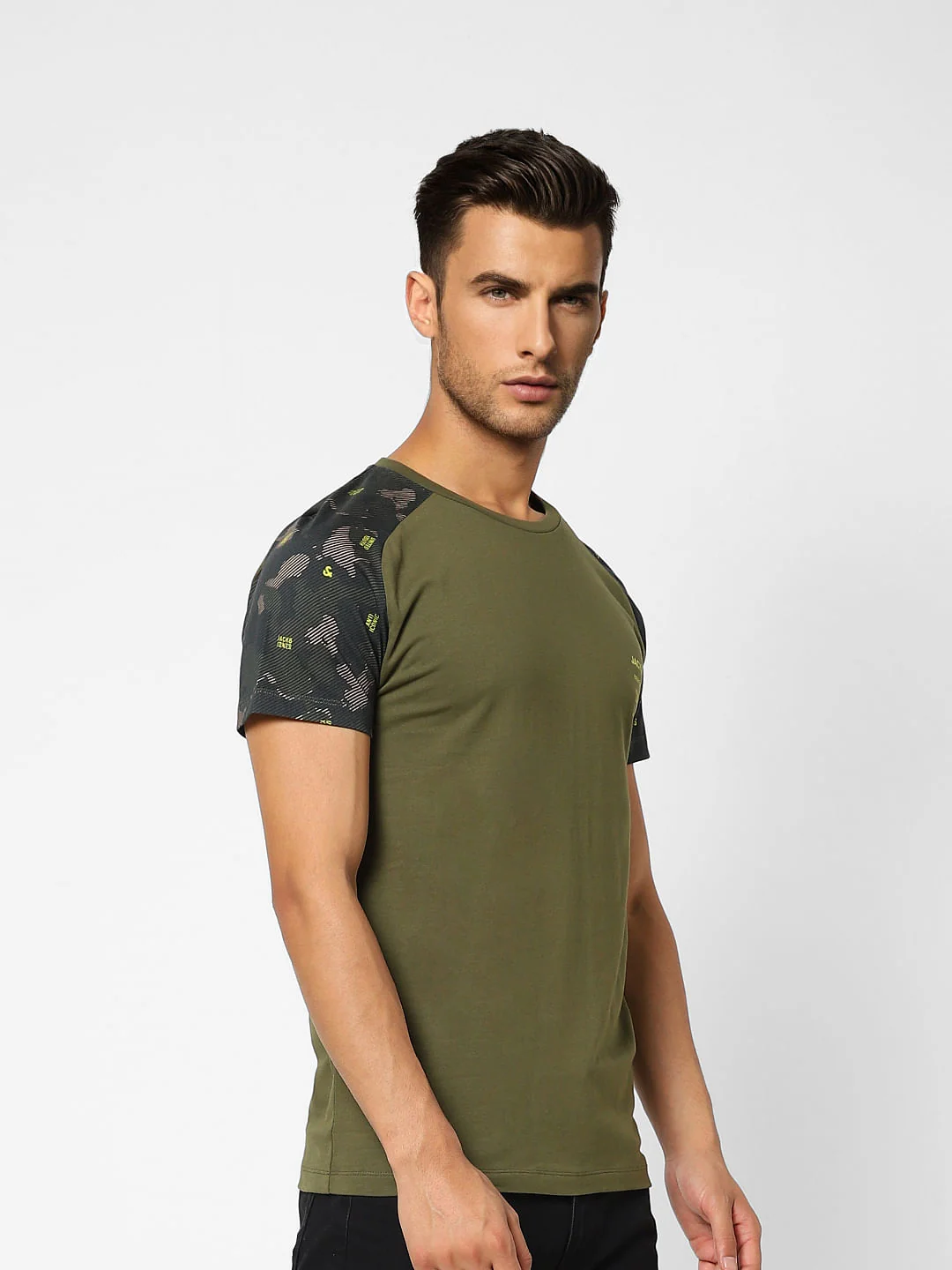Green Camo Print Crew Neck T-shirt - Image 3