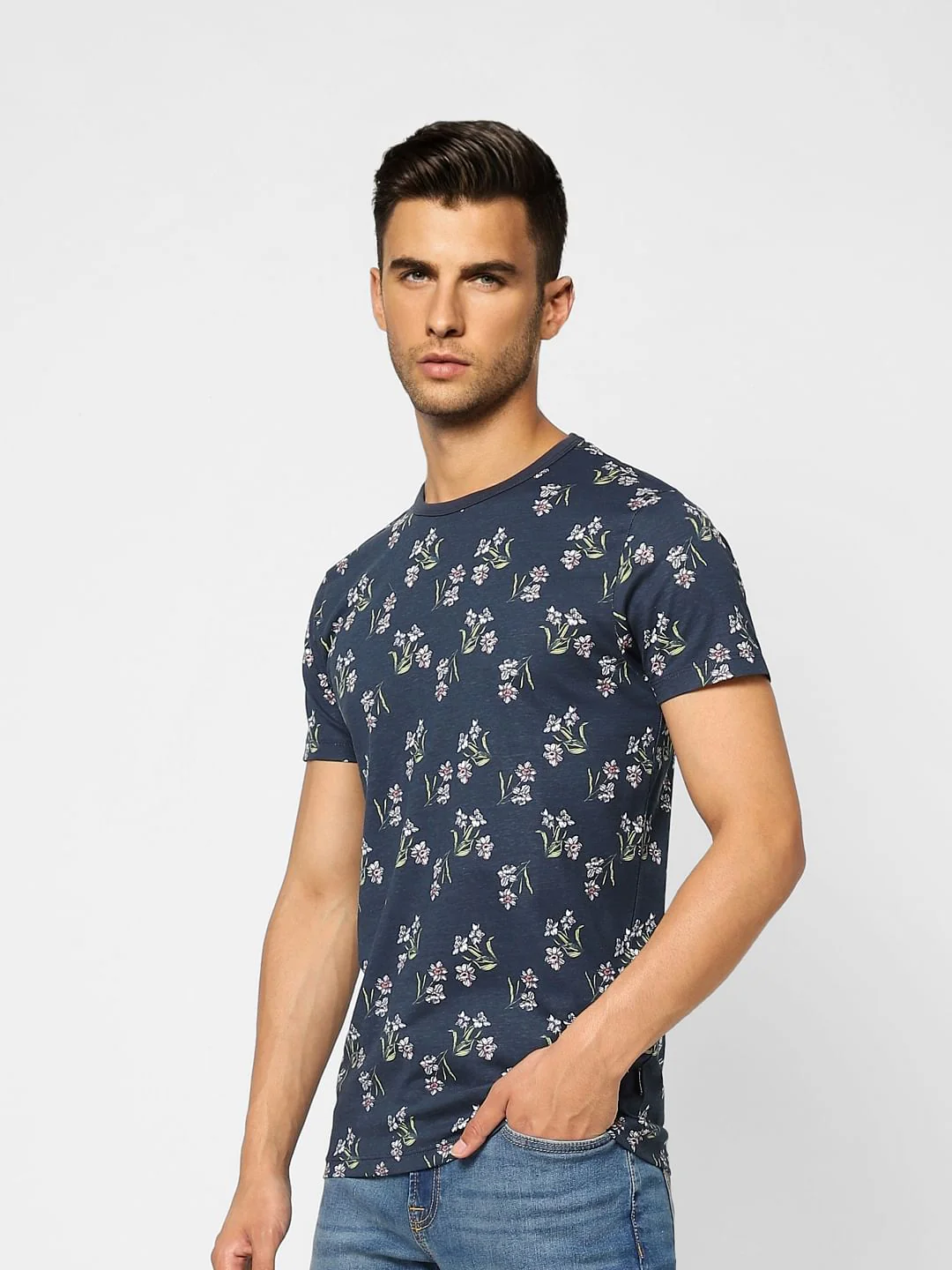 Blue Floral Crew Neck T-shirt - Image 3