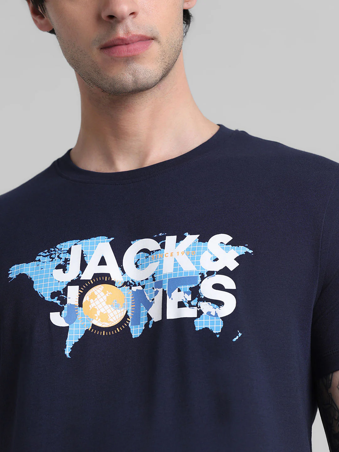 Navy Blue Printed Crew Neck T-shirt - Image 5
