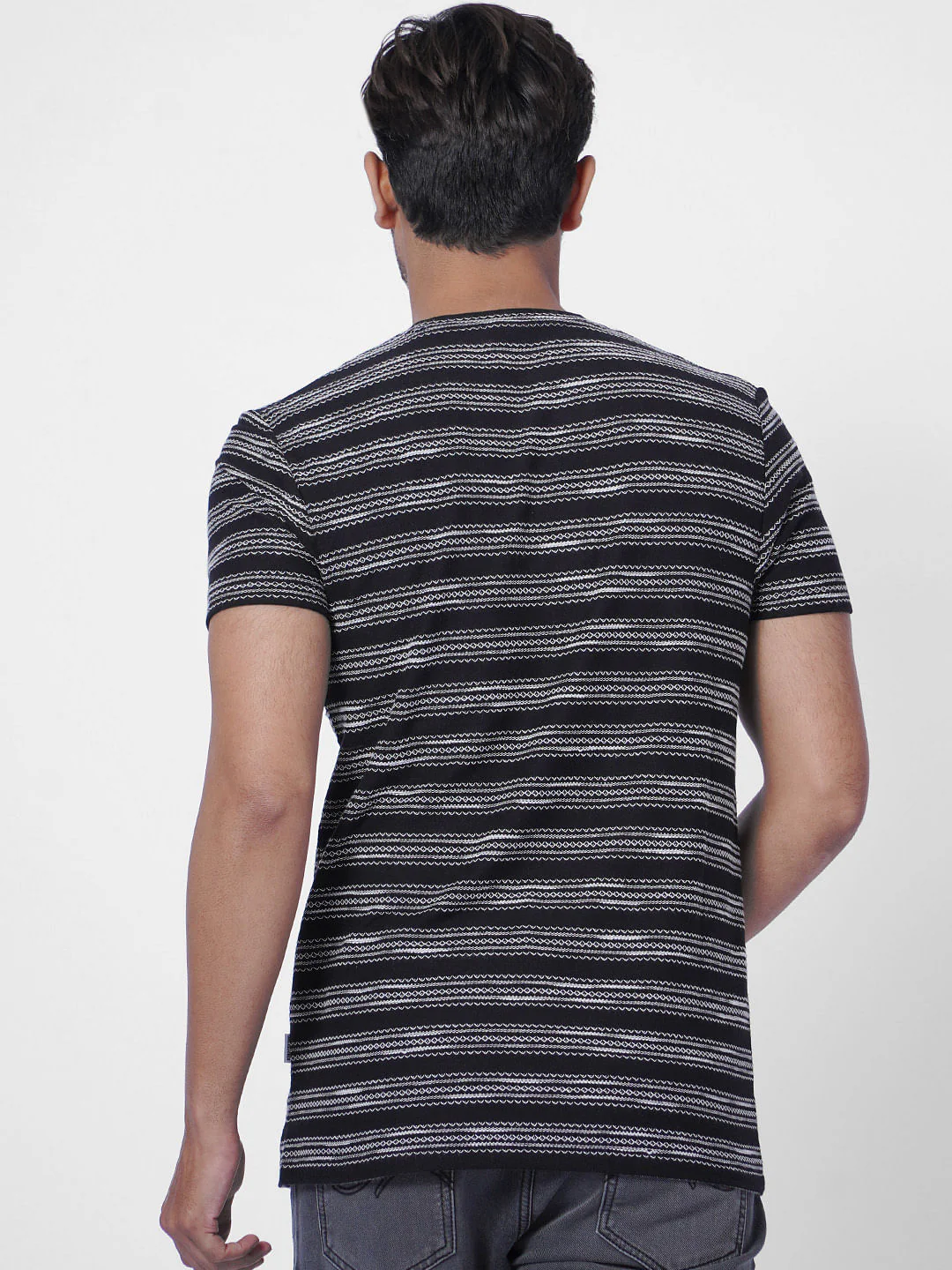 Grey Printed Crew Neck T-shirt - Image 4