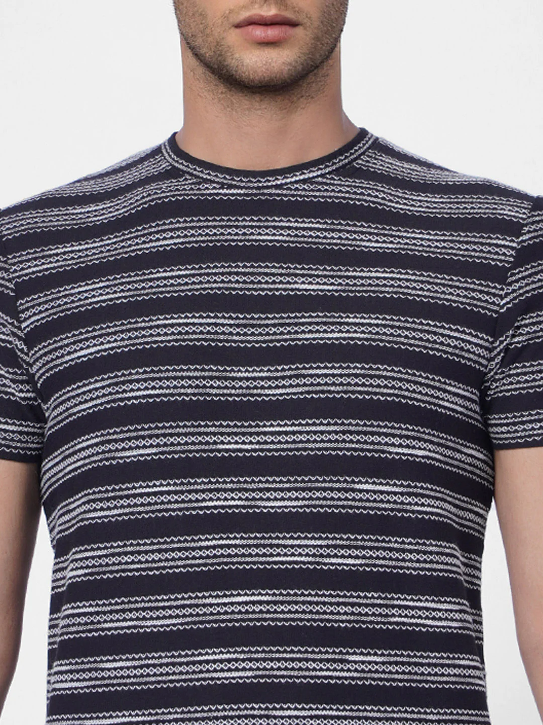 Grey Printed Crew Neck T-shirt - Image 5