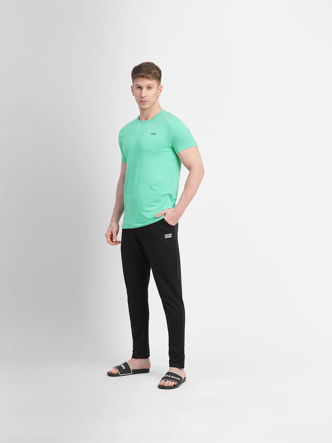 Green Crew Neck T-shirt - Image 6