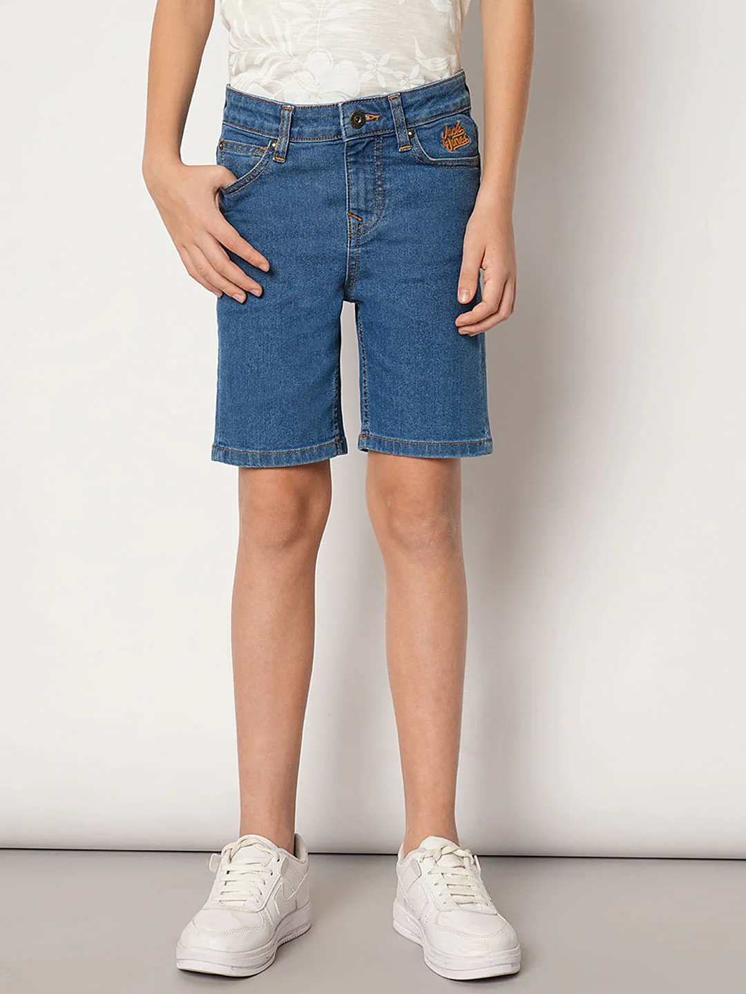 Blue Mid Rise Denim Shorts - Image 2