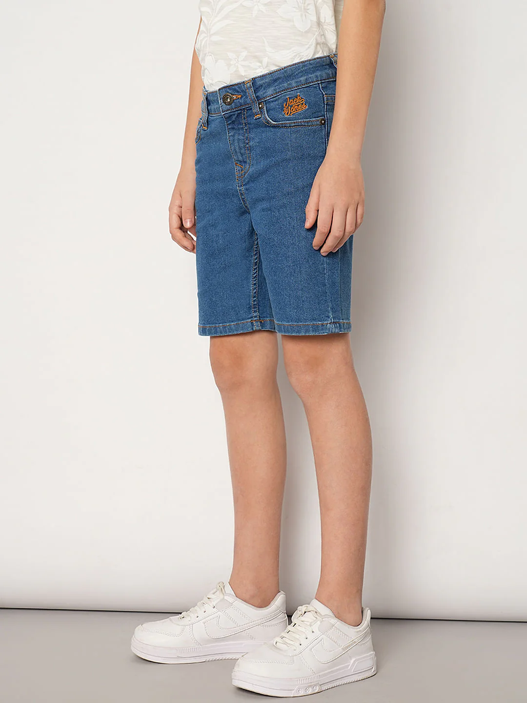 Blue Mid Rise Denim Shorts - Image 3