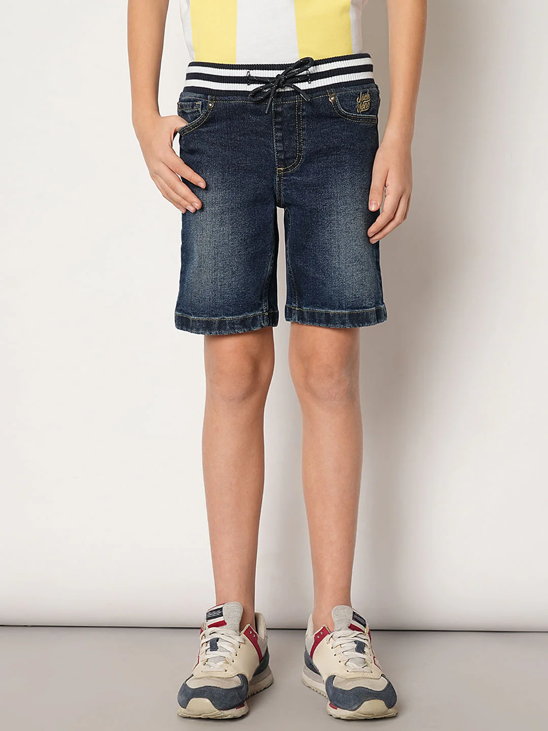 Blue Mid Rise Denim Shorts - Image 2