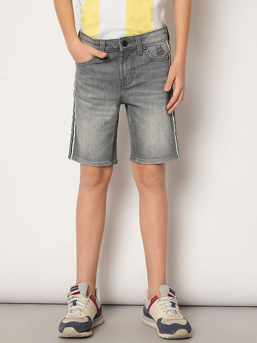 Grey Mid Rise Denim Shorts - Image 2
