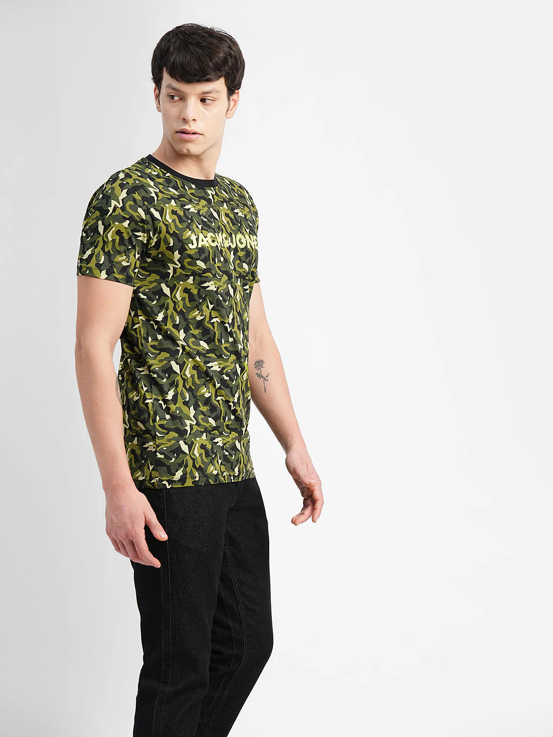 Green Camo Print Crew Neck T-shirt - Image 3