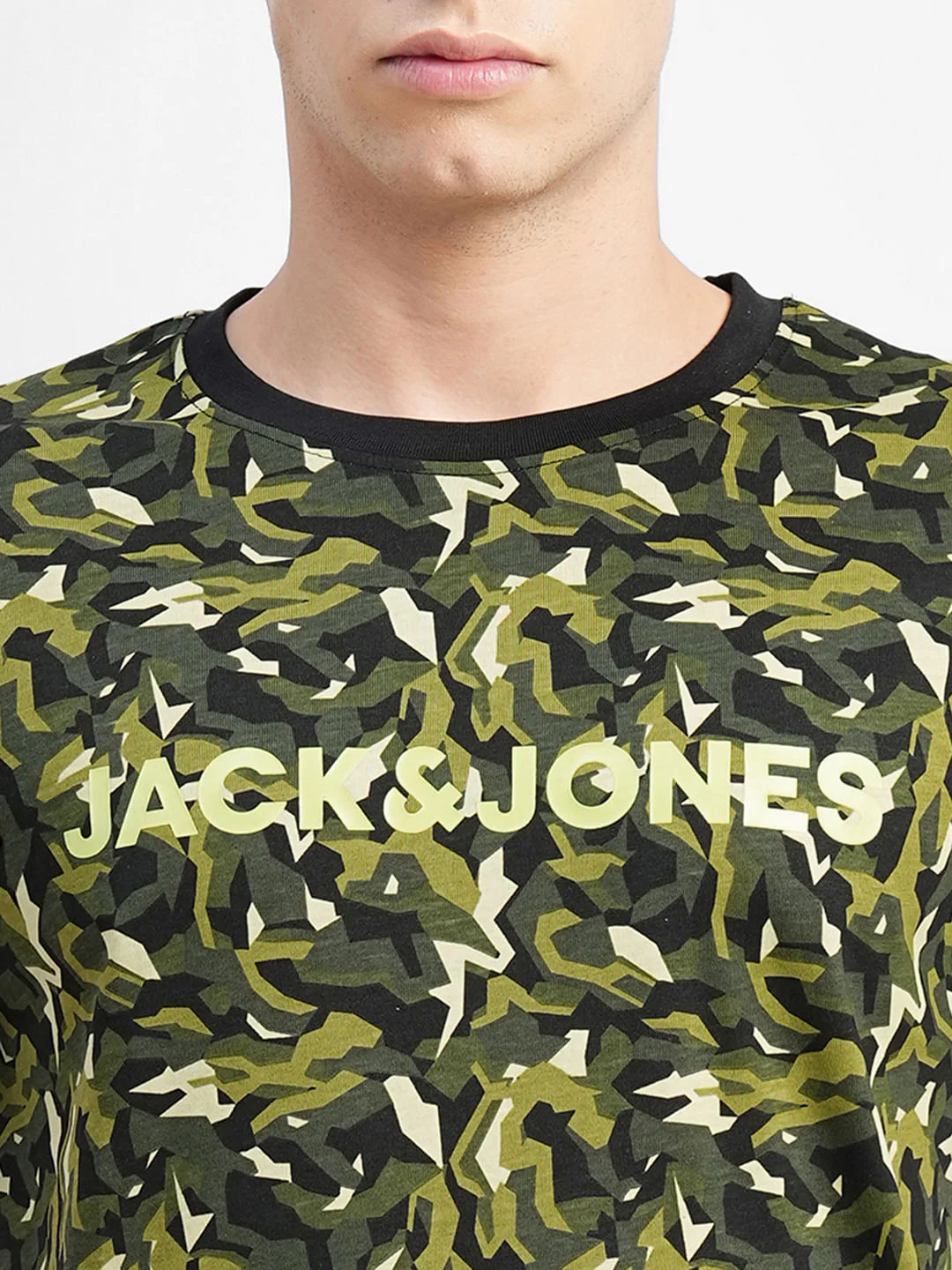 Green Camo Print Crew Neck T-shirt - Image 5